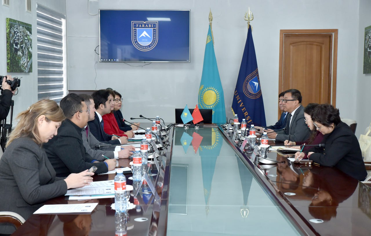 KazNU realizes joint projects with Chinese scientists