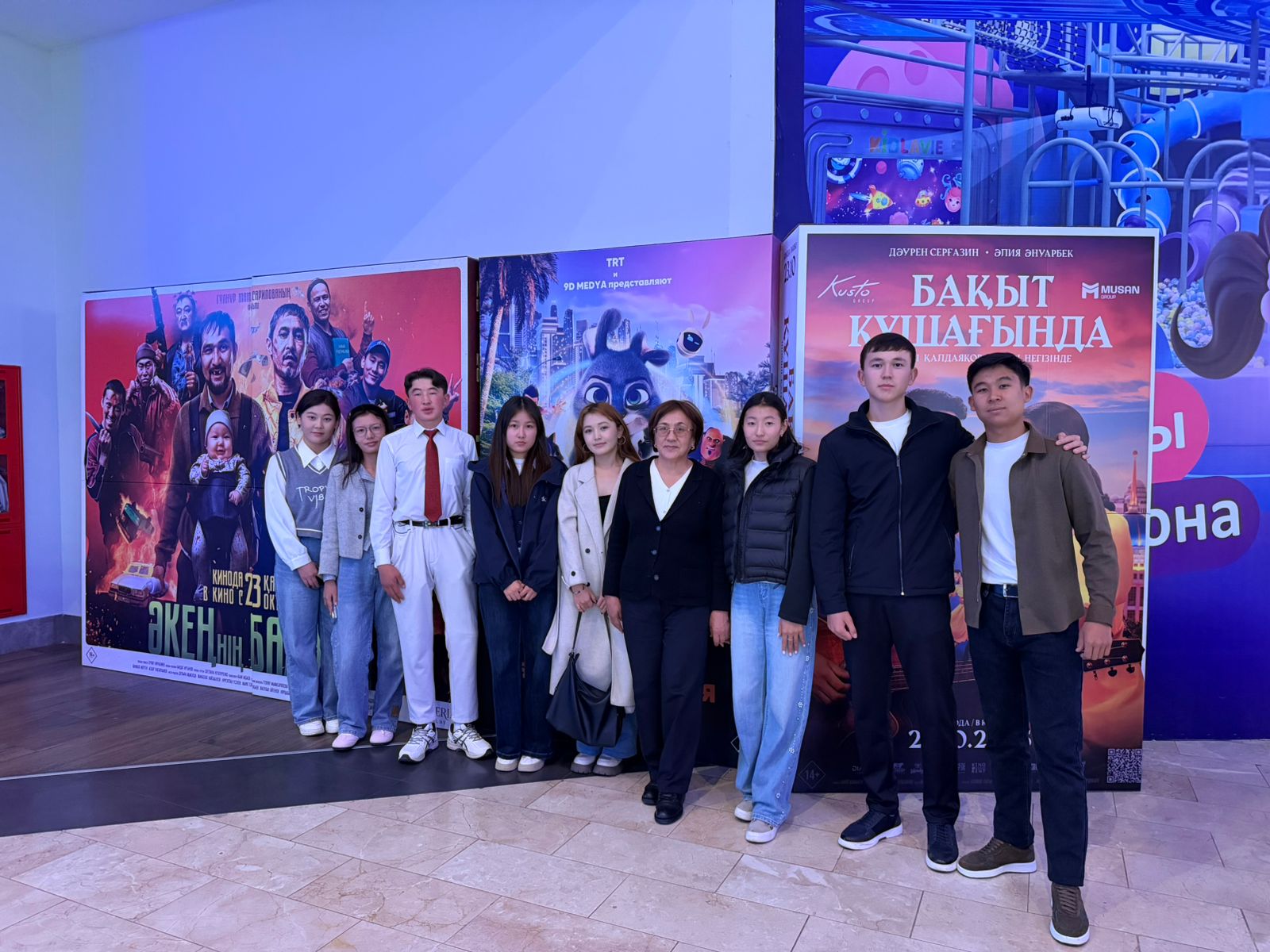 ТДМ 11. Шетелдік студенттер мәдениет орындарына саяхаттауда