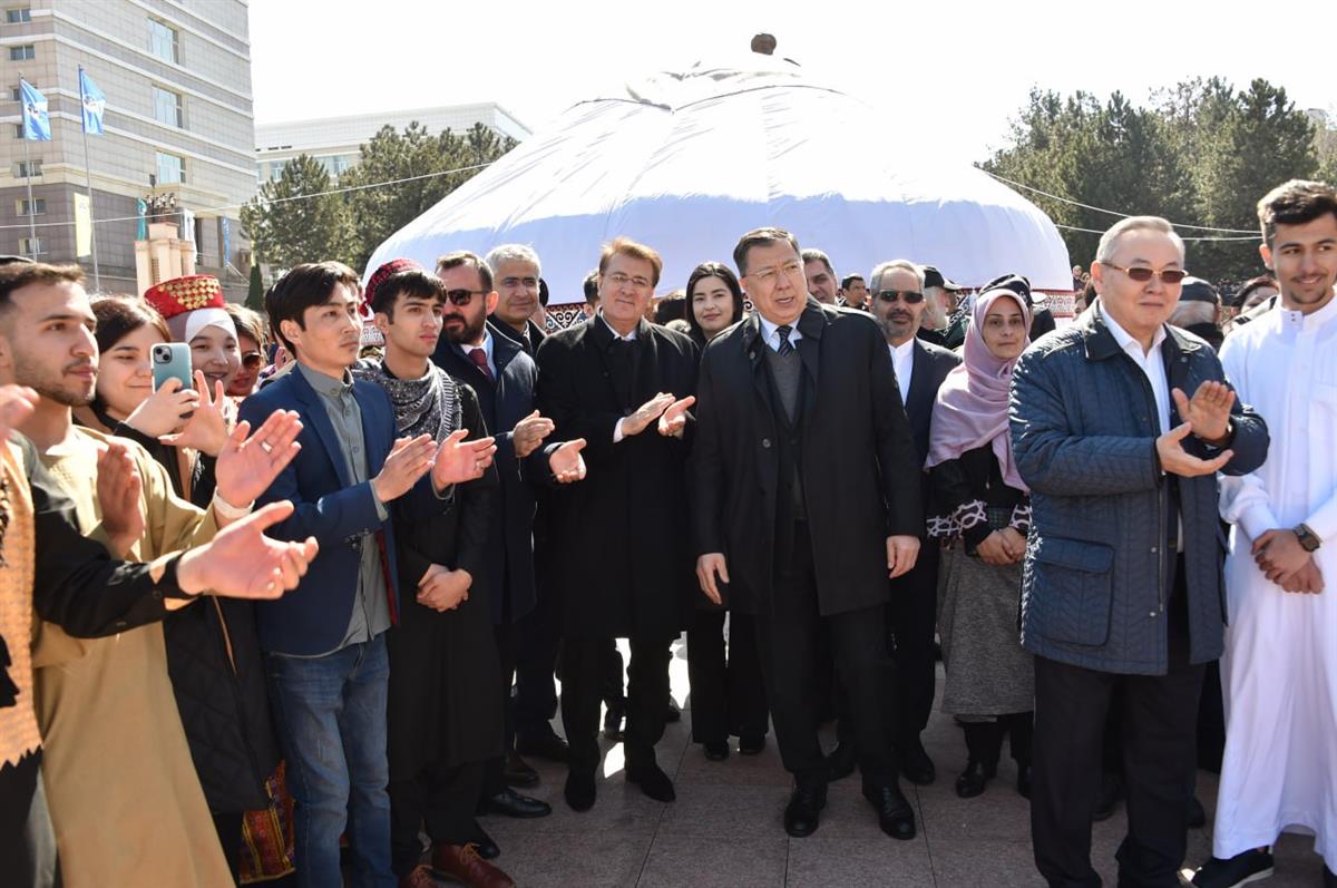 Представители дипломатического корпуса были гостями на празднике Наурыз в КазНУ