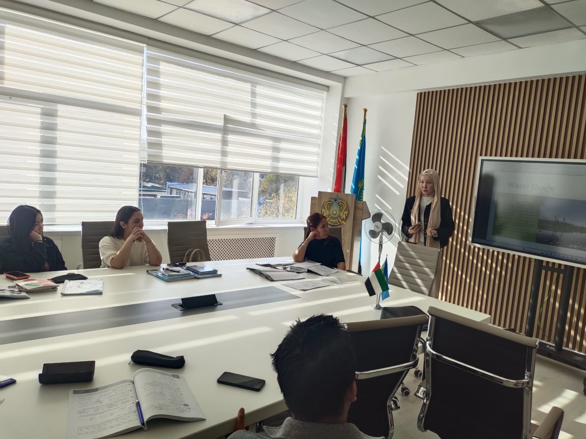 Тұрақты даму мақсаттары жобасының «Климаттың өзгеруіне қарсы күрес» пункті аясында «Экологиялық іздер: біздің іс-әрекеттеріміздің планетаға әсері» тақырыбында дөңгелек үстел өтті