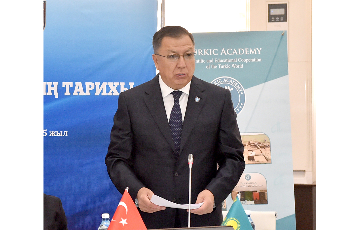 «Түркі елдерінің тарихы» жиынындағы сөзі