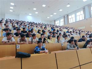 Meeting of 1st year students with faculty leaders and teachers