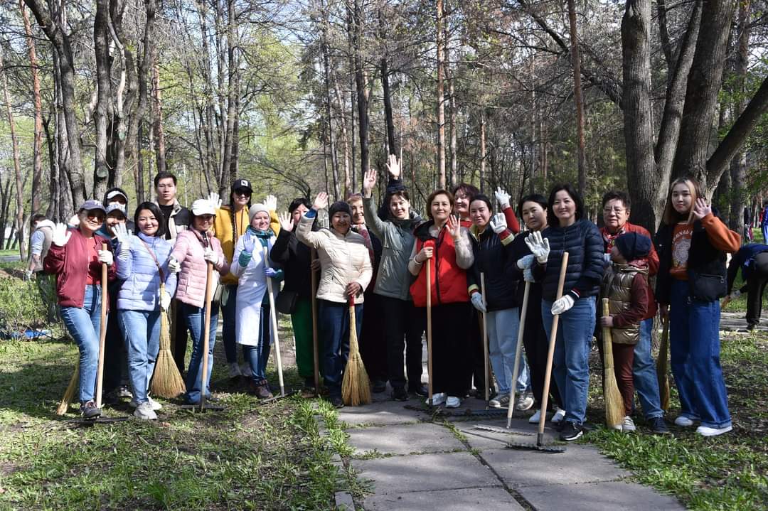 Citywide subbotnik on International Mother Earth Day