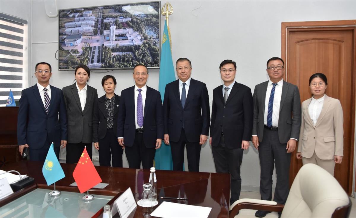 KAZNU COOPERATES WITH THE CHINESE ACADEMY OF SCIENCES 