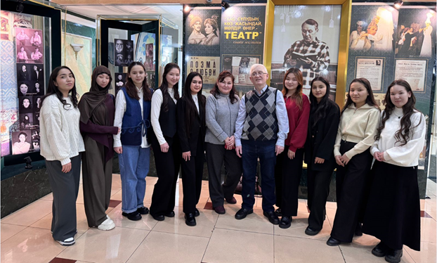 «Қаракөз» трагедиясы – студенттердің рухани танымын кеңейткен театр кеші