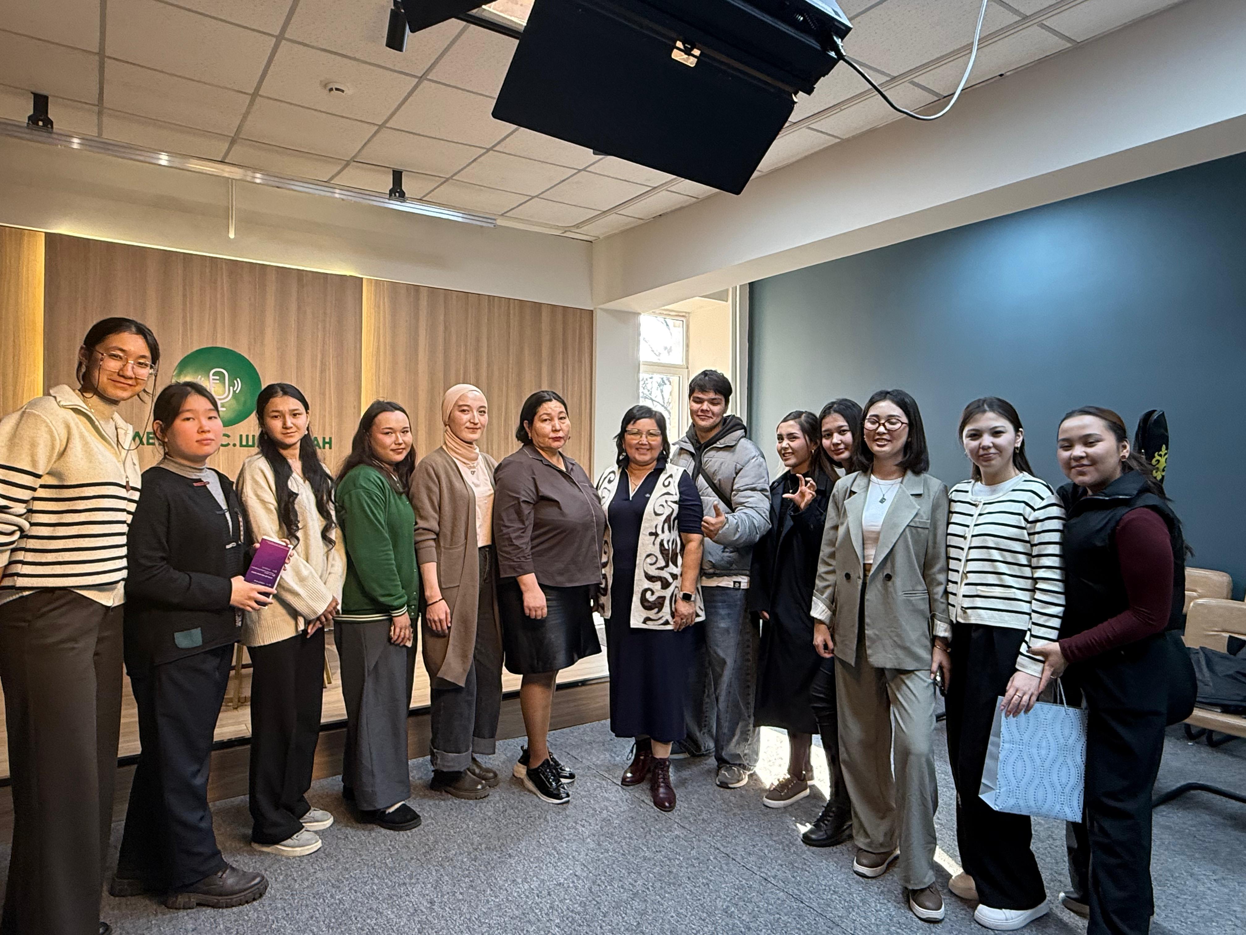 Әл-Фараби атындағы ҚазҰУ журналистика факультетінде мектеп оқушыларына арналған кәсіби бағдар беру кездесуі өтті