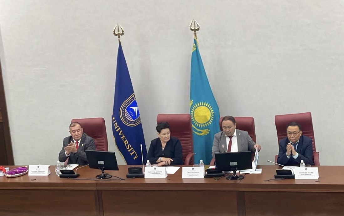 Жаһандық журналистика: кәсіби және педагогикалық тәжірибемен бөлісу