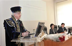 Jan Sadlak has been awarded the title of the «Honorary Doctor» of Al-Farabi KazNU